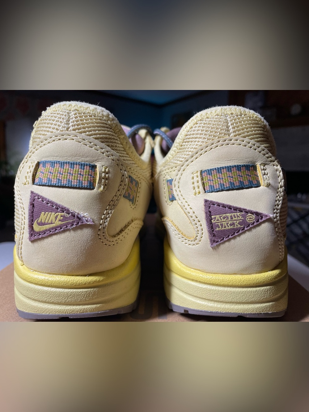Nike Air Max 1
Travis Scott 🌵Cactus Jack 🌵Saturn Gold
8M - Picture 9 of 11